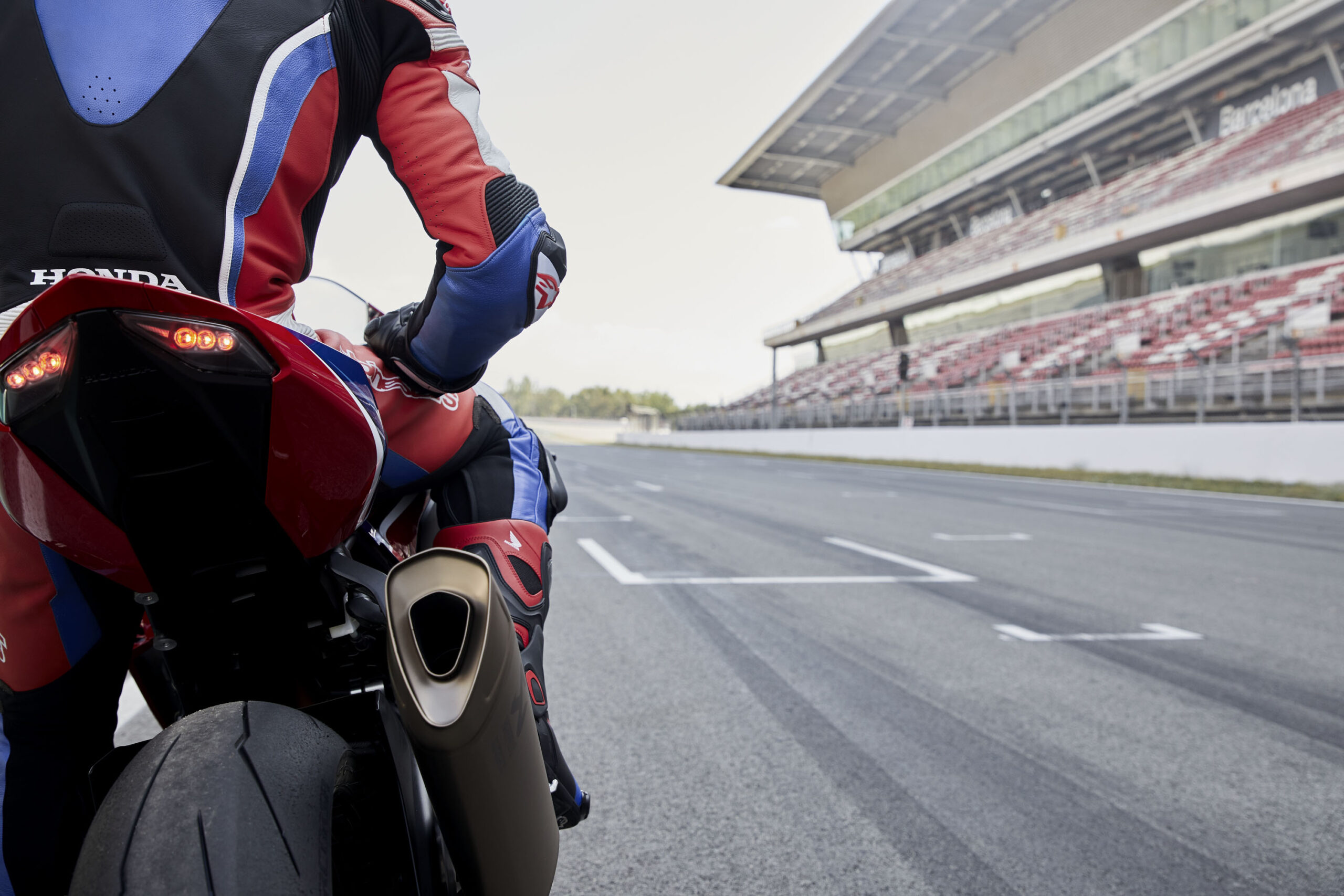 20YM CBR1000RR R Location 100179