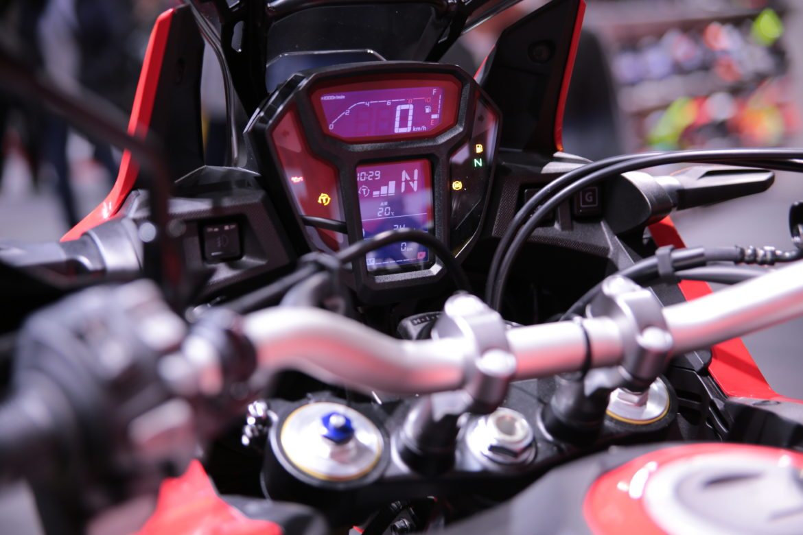 Africa Twin dashboard 2017